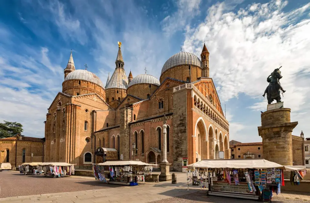 basilica-de-san-antonio-de-padua_f8ec8e34_1263x830.webp