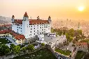 letecka-vychod-slnka-hrad.webp