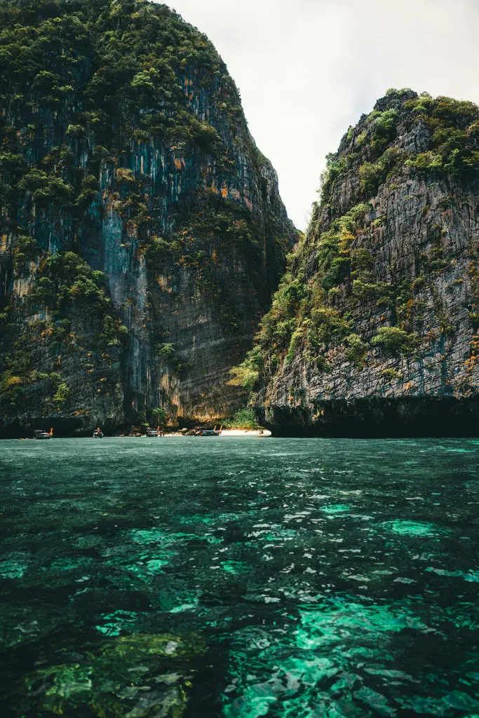 pexels-lureofadventure-31029486.webp